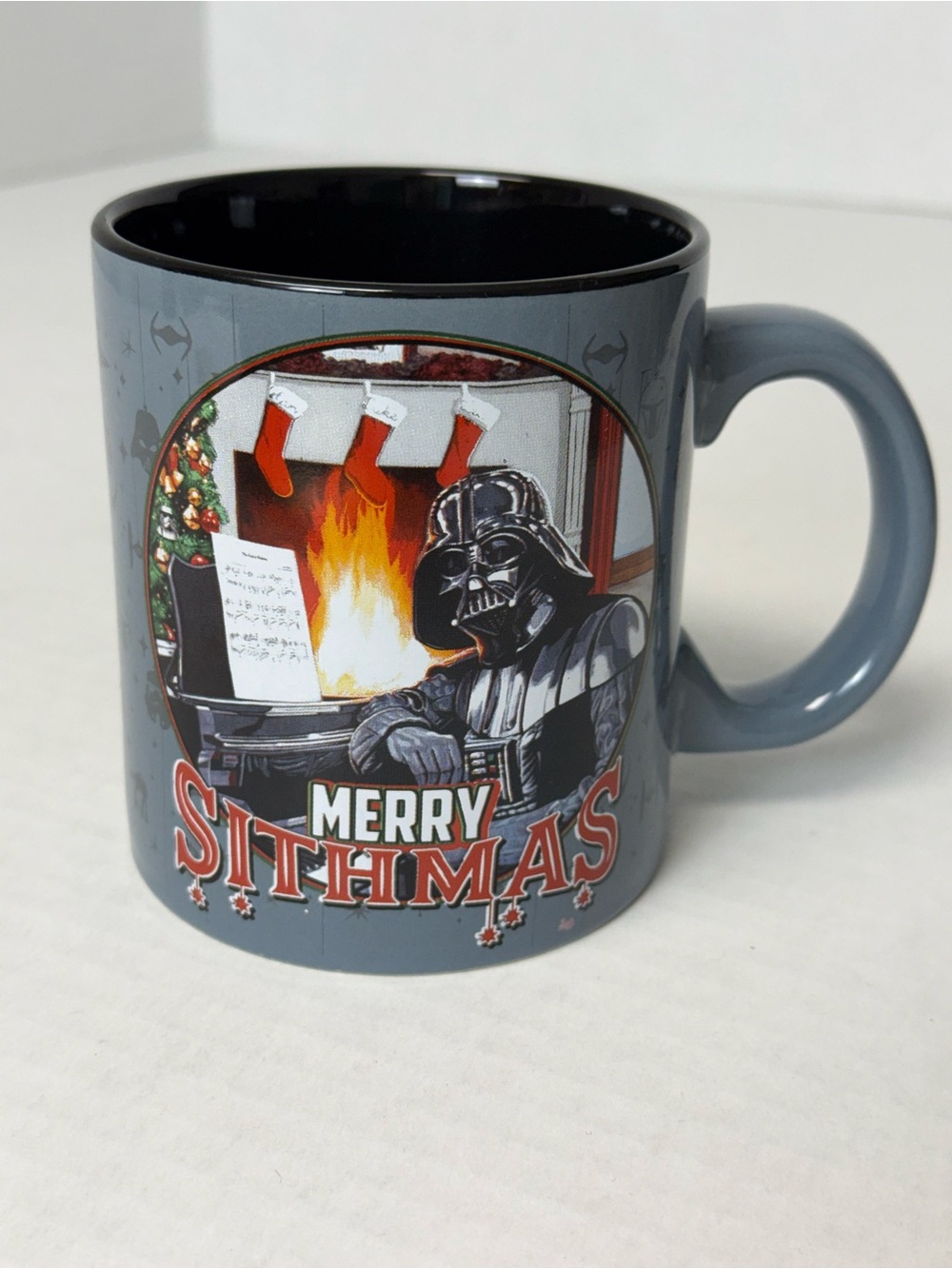 Merry Sithmas Darth Vader 20 oz. Holiday Mug - Gray